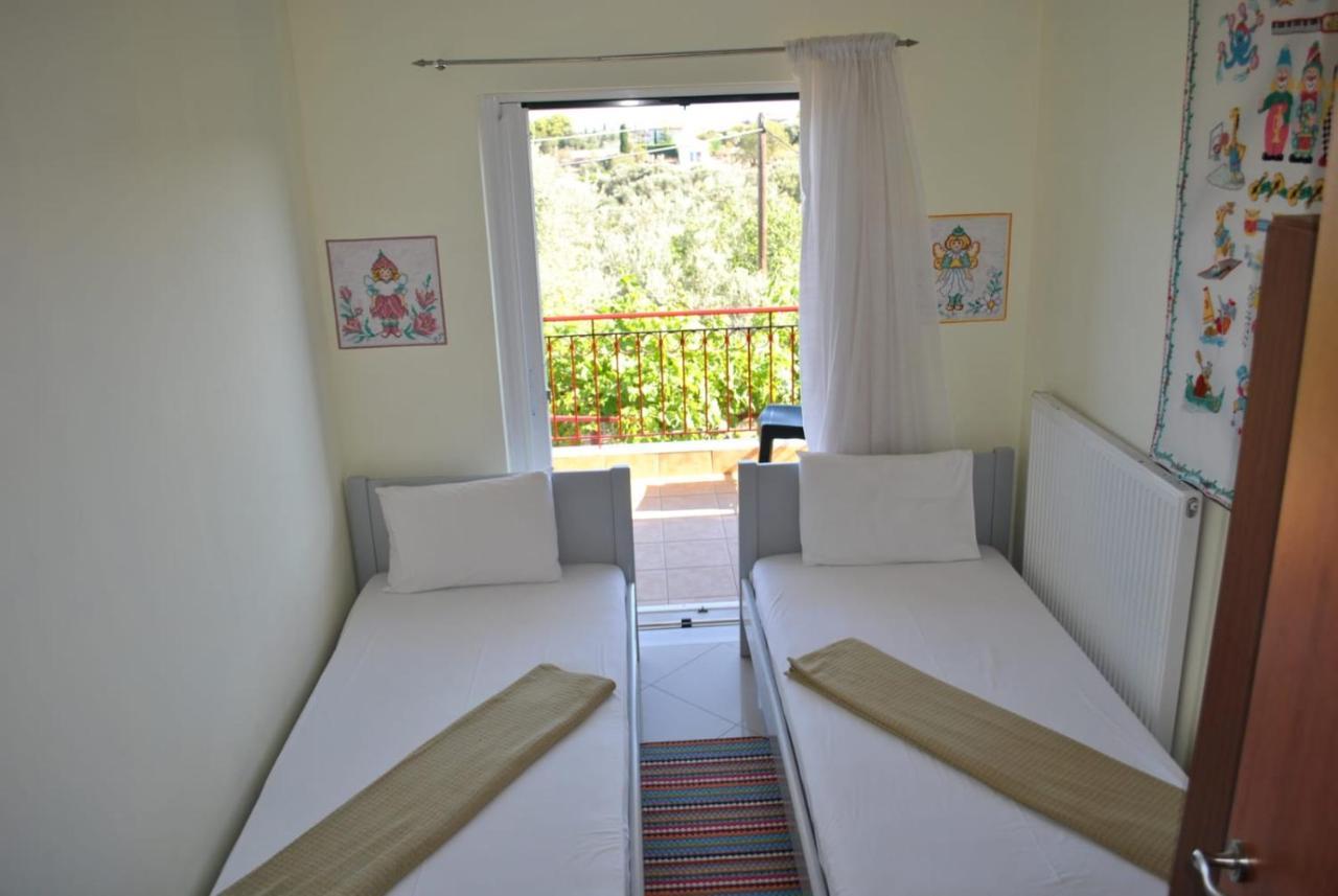 Monika Lefkada Tsoukaládhes Exterior foto