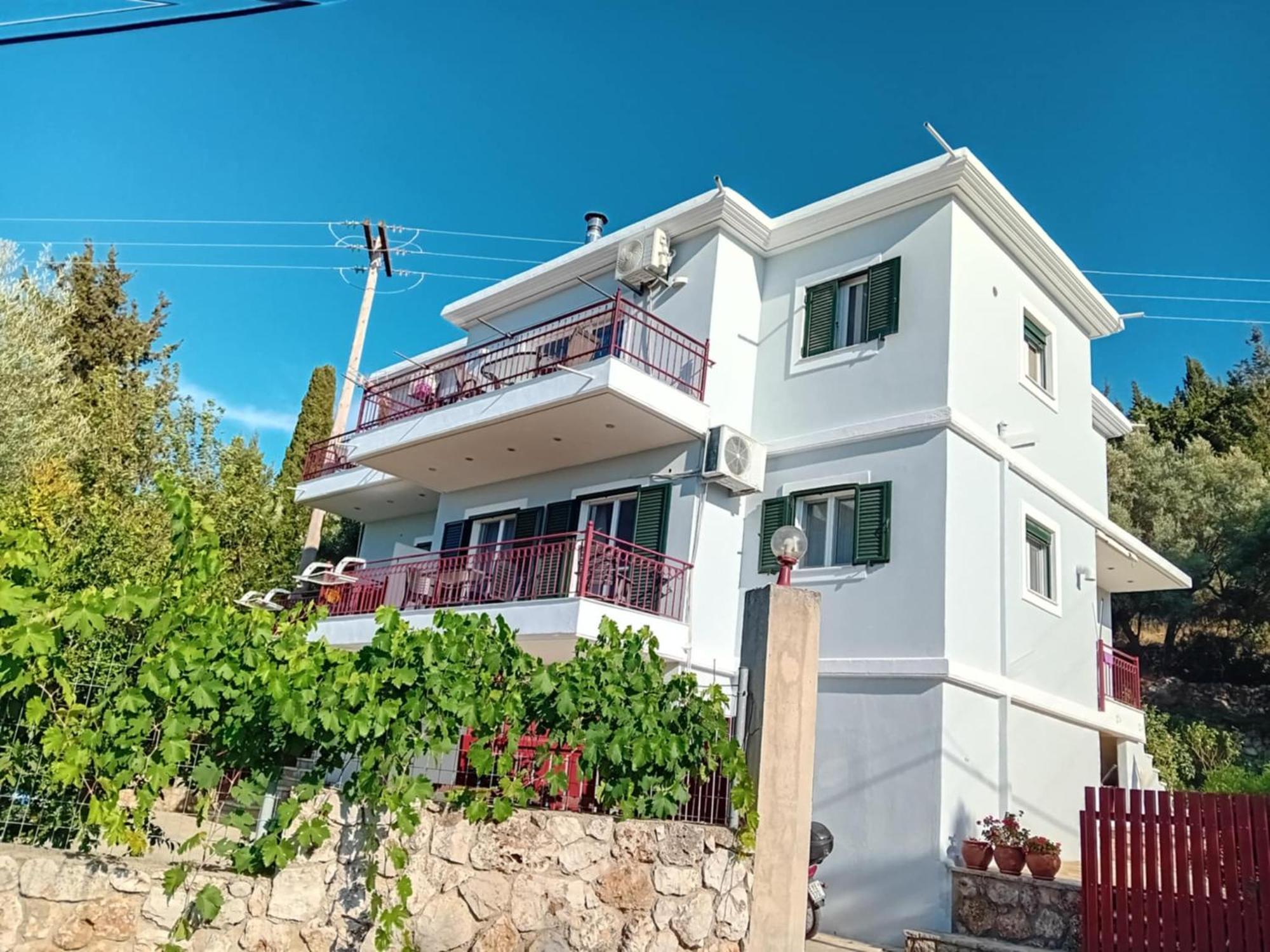 Monika Lefkada Tsoukaládhes Exterior foto