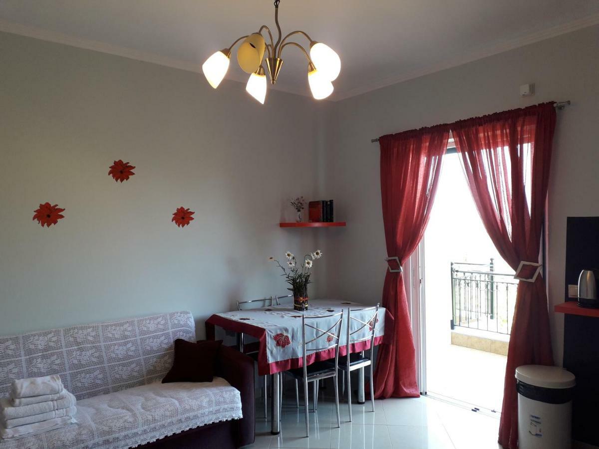 Monika Lefkada Tsoukaládhes Exterior foto